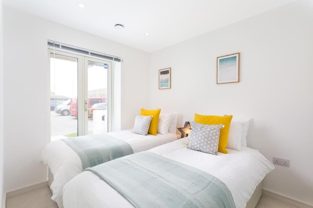 Luxury 3 Floor Town House By Tolcarne Newquay (Cornwall)
